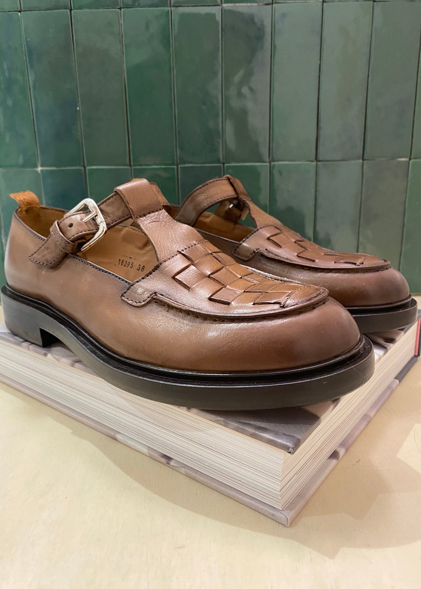 Chaussures à boucle « TODI »