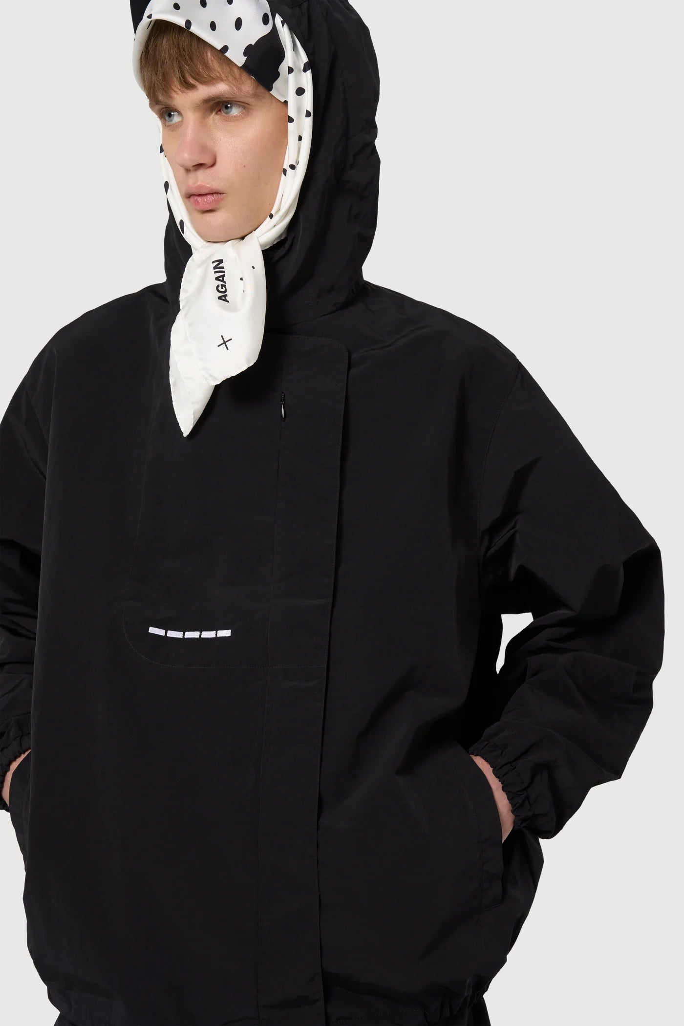 Tracks Windbreaker - Black