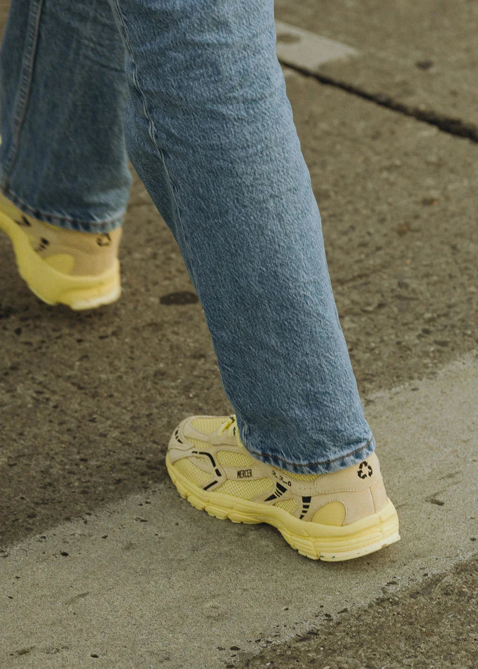 Basket Re-Run Monochrome Jaune