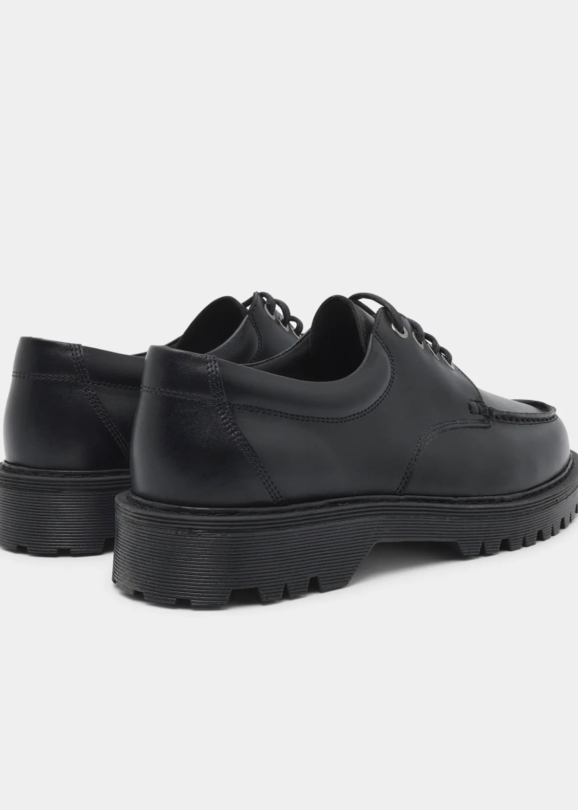 Pete Moc Toe - Black Leather