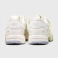 Re-Run Vintage Suede - white