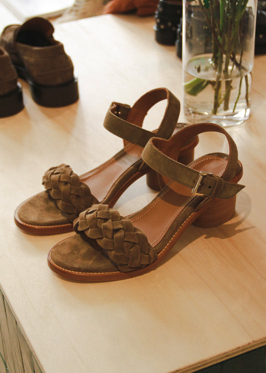 Sandales en daim